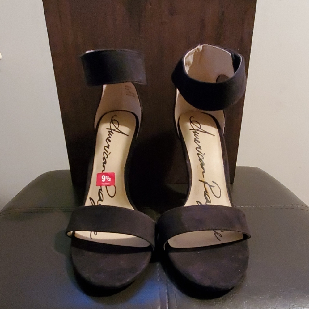Women pumps